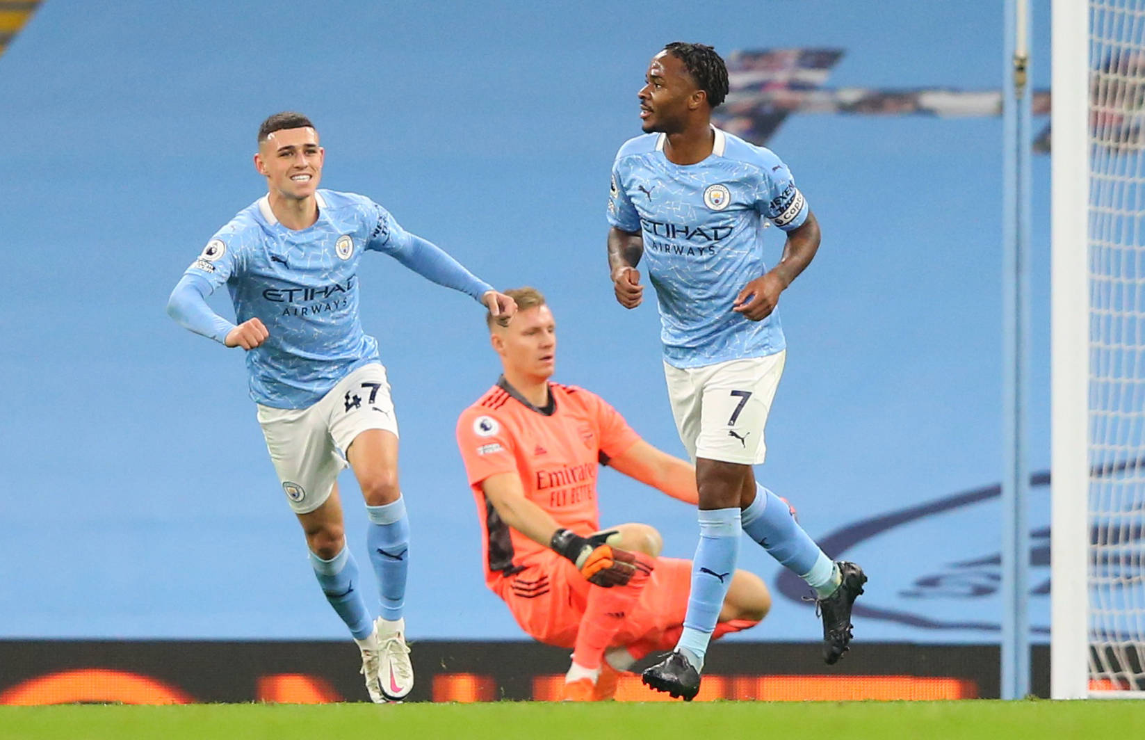 外線表現使 外線表現使