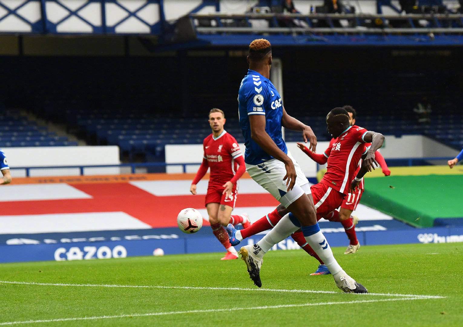 俱乐部面临 俱乐部面临